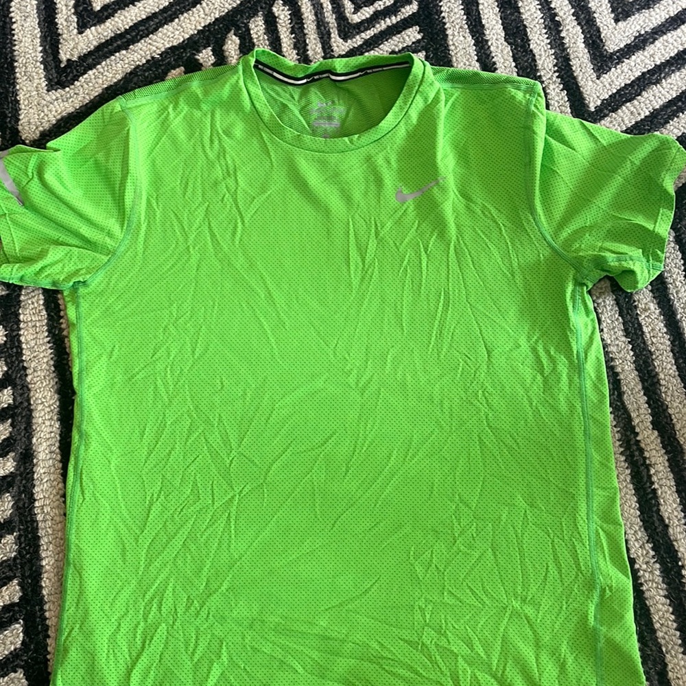 Nike mens green volt dri fit shirt size M